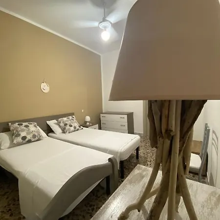 Holiday home Ugo Foscolo